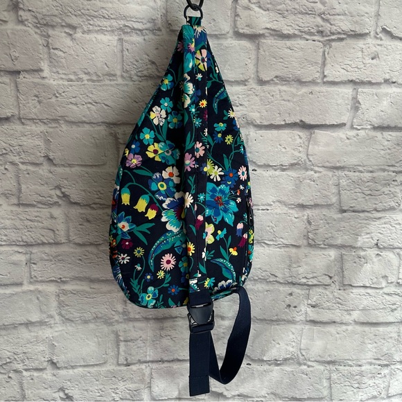 PREOWNED VERA BRADLEY ONE STRAP SHOULDER BAG BELT BAG FLORAL PATTERN PURSE - Picture 2 of 7